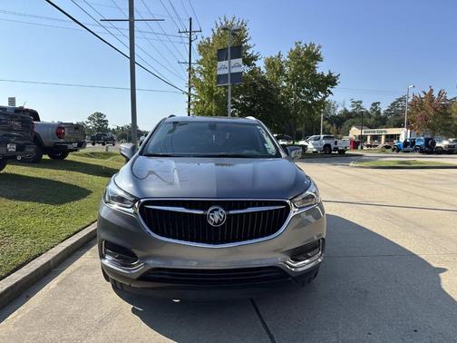 2020 Buick Enclave Essence
