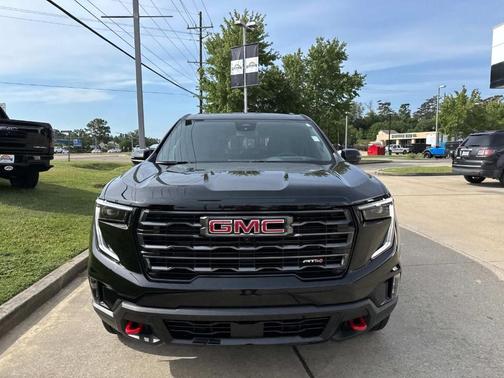 2025 GMC Acadia AT4