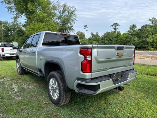 2022 Chevrolet Silverado 2500 High Country