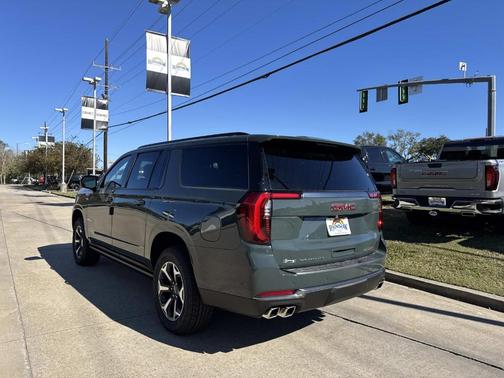 2026 GMC Yukon XL AT4