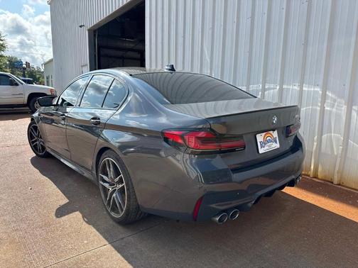 2022 BMW M5 Base