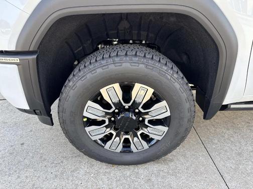 2026 GMC Sierra 3500 Denali