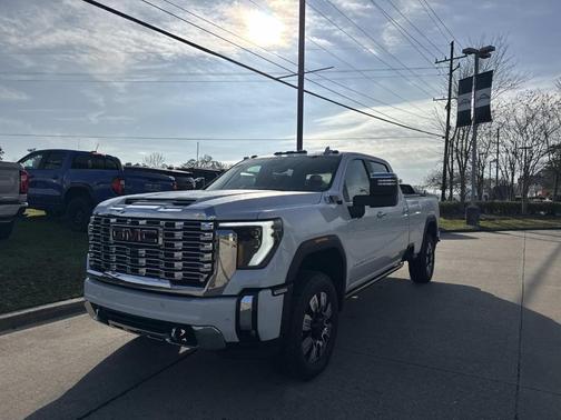 2026 GMC Sierra 3500 Denali