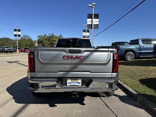 2026 GMC Sierra 3500 SLT