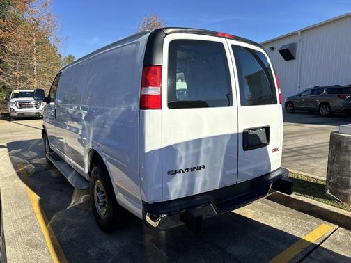 2024 GMC Savana 2500 Work Van