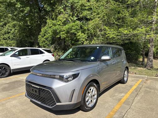 Steel Gray 2025 Kia Soul LX