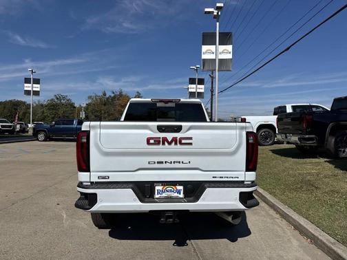 2026 GMC Sierra 2500 Denali