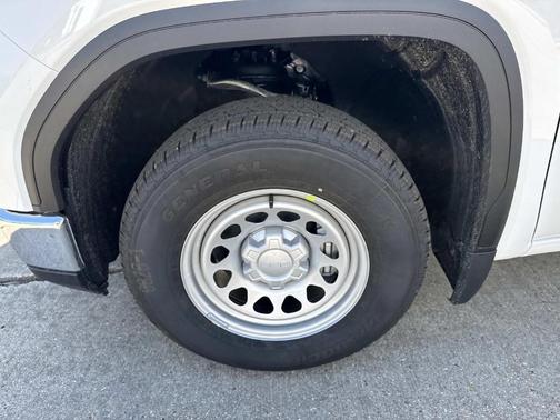 Summit White 2026 GMC Sierra 1500 Pro