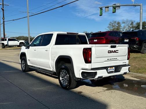 2021 GMC Sierra 1500 AT4