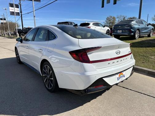 2023 Hyundai SONATA Limited