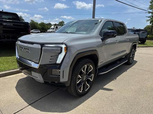 2025 GMC Sierra EV Denali