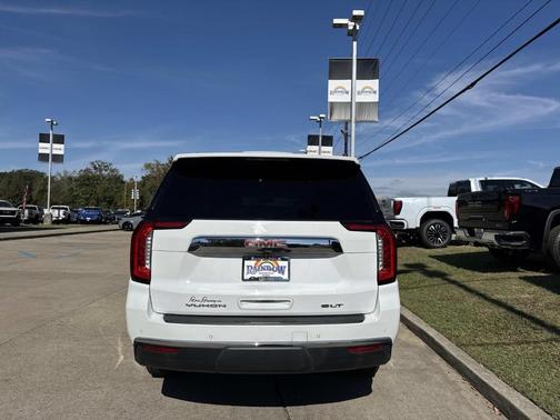 2021 GMC Yukon SLT