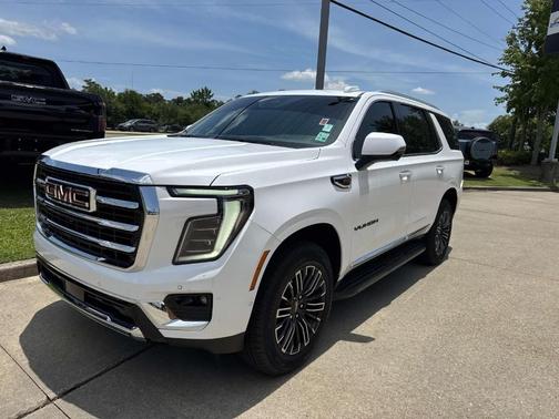 2025 GMC Yukon Elevation