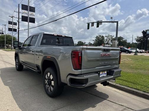 2025 GMC Sierra 2500 Denali
