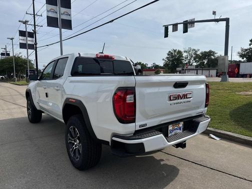 2025 GMC Canyon AT4