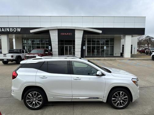 2024 GMC Terrain Denali