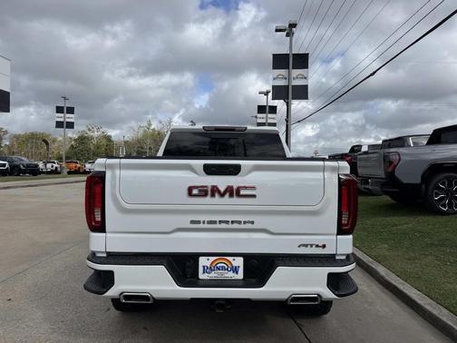 2022 GMC Sierra 1500 AT4