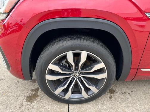 2023 Volkswagen Atlas 3.6L SEL Premium R-Line
