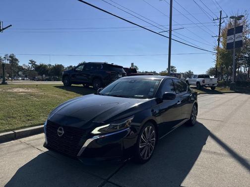 2023 Nissan Altima 2.5 SL