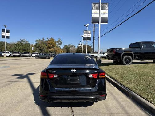 2023 Nissan Altima 2.5 SL