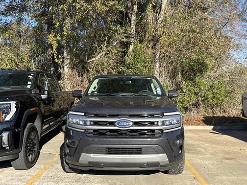 2022 Ford Expedition Max XLT