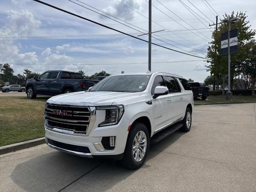 2023 GMC Yukon XL SLT