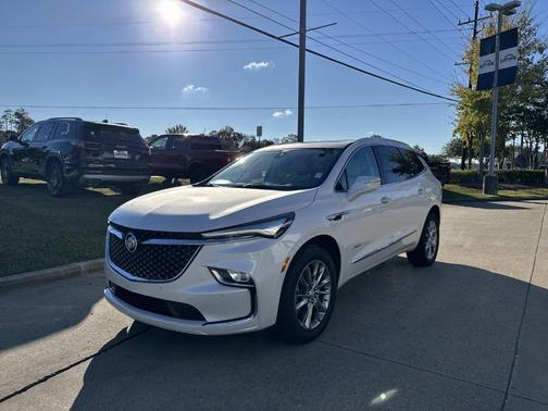 2023 Buick Enclave Avenir