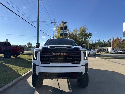 2024 GMC Sierra 2500 AT4