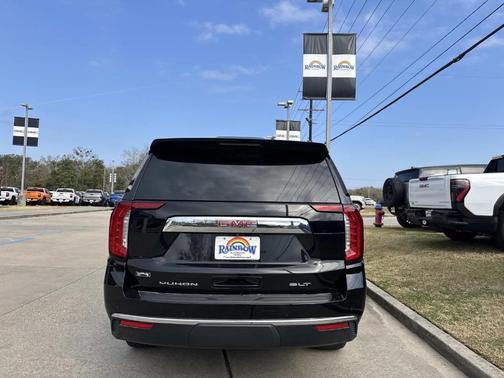 2024 GMC Yukon SLT