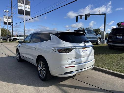 2022 Buick Enclave Avenir