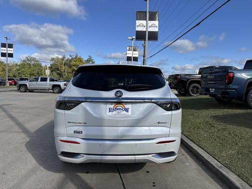 2022 Buick Enclave Avenir