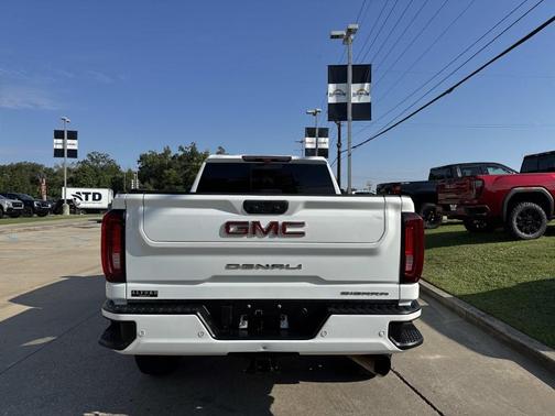 2023 GMC Sierra 2500 Denali