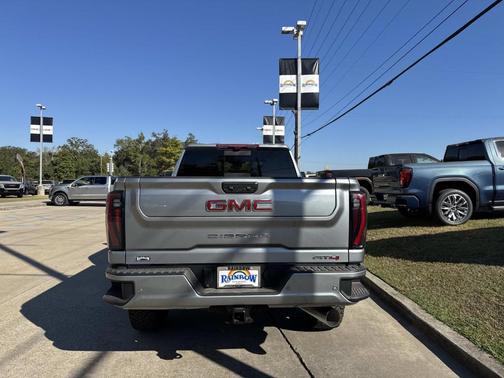 2026 GMC Sierra 2500 AT4