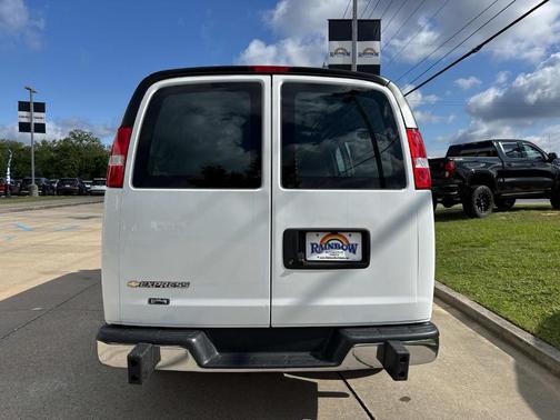 2023 Chevrolet Express 2500 Work Van