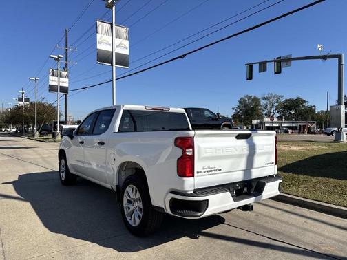 2022 Chevrolet Silverado 1500 Limited Custom