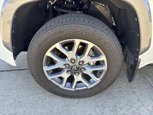 2025 Toyota Tundra Hybrid 1794 Edition