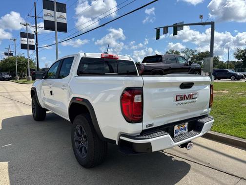 2025 GMC Canyon Elevation