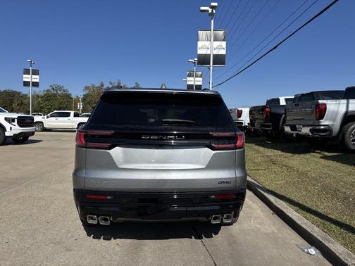 2026 GMC Acadia Denali