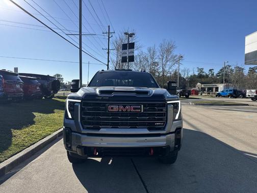 2025 GMC Sierra 2500 AT4