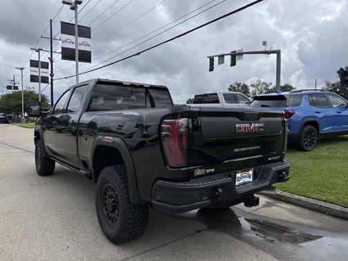 2025 GMC Sierra 2500 AT4X