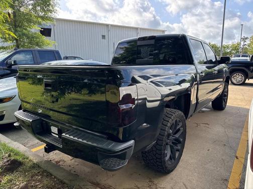 2018 Chevrolet Silverado 1500 2LT