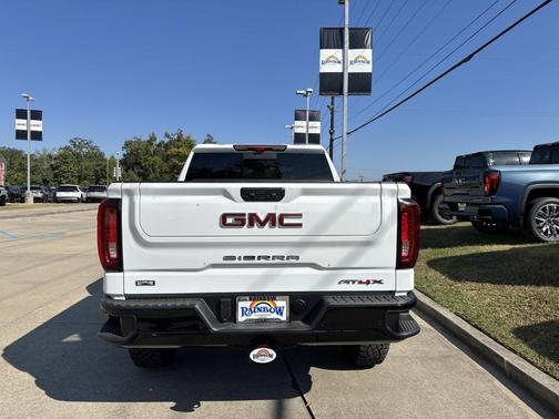 2026 GMC Sierra 1500 AT4X