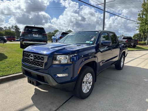 2023 Nissan Frontier SV