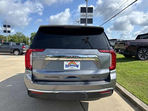 2021 GMC Yukon SLT