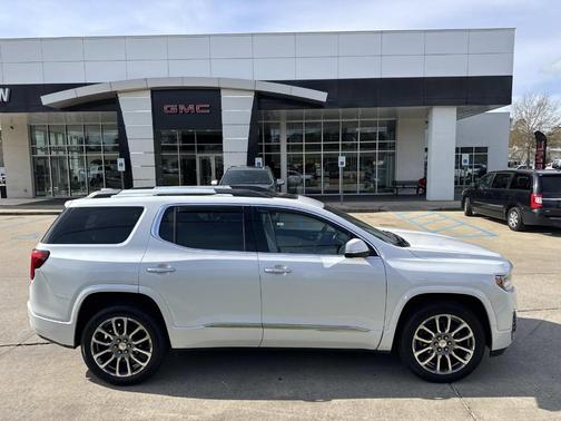 2021 GMC Acadia Denali