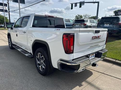 Summit White 2026 GMC Sierra 1500 SLT