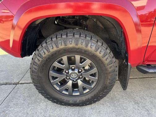 2023 Toyota Tacoma SR5