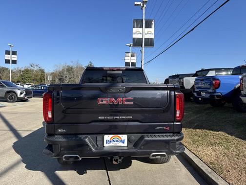 2022 GMC Sierra 1500 AT4