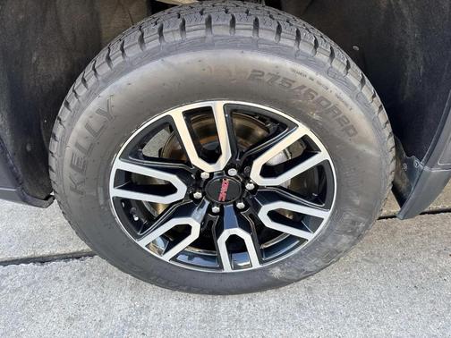 2022 GMC Sierra 1500 AT4