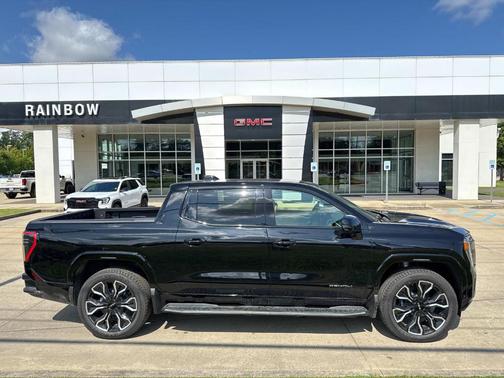 2025 GMC Sierra EV Denali